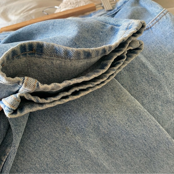 Vintage B.U.M. Equipment 80s Tapered Mom Jeans - Picture 6 of 12